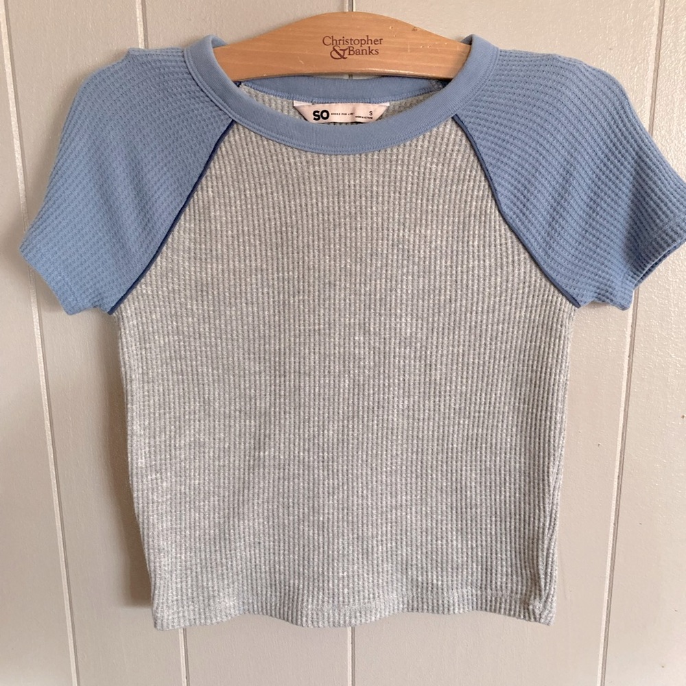 Blue and Gray Short Sleeve Top